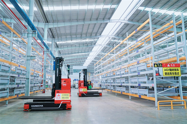 智能仓储.jpg 智能仓储.jpg